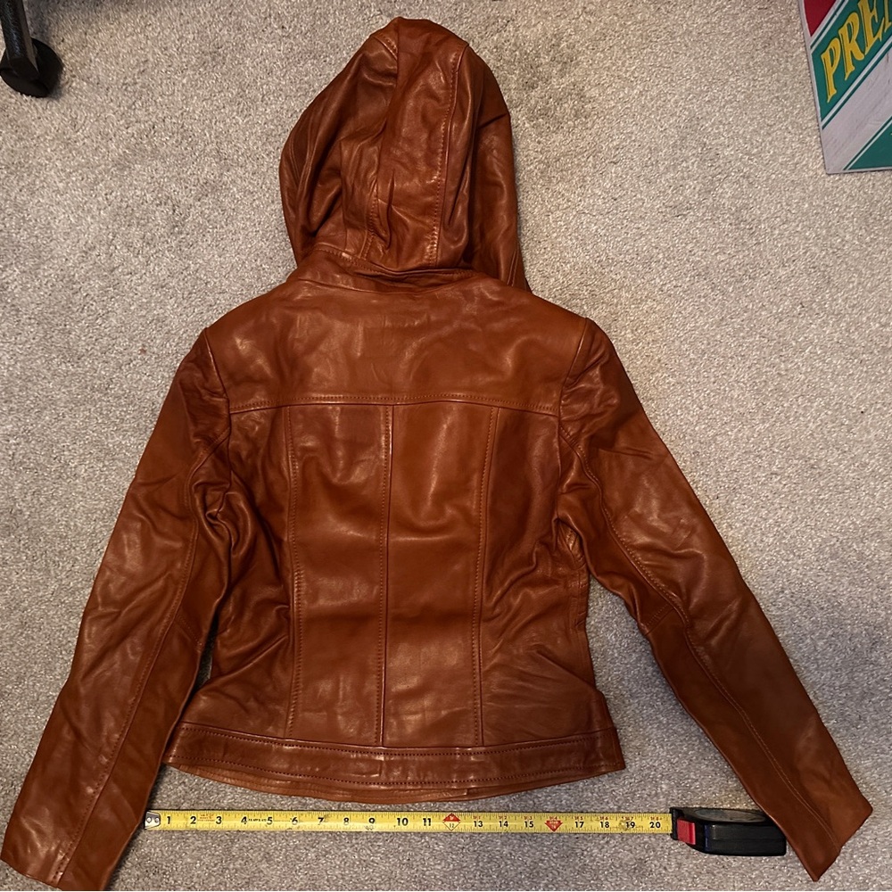 Women's Classic Brown Hooded Leather Jacket - Picture 4 of 4